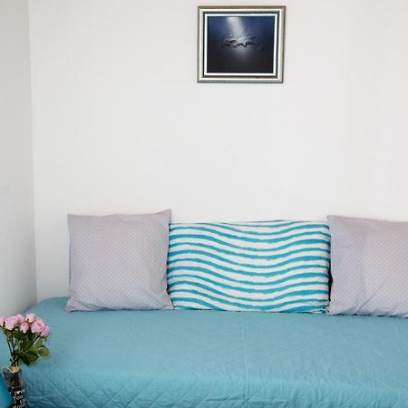 Apartments By The Sea Brela, Makarska - 11821 Kamer foto