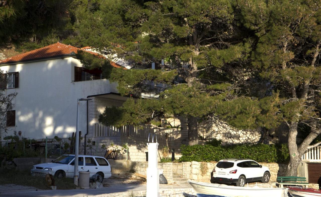 Apartments By The Sea Brela, Makarska - 11821 Buitenkant foto